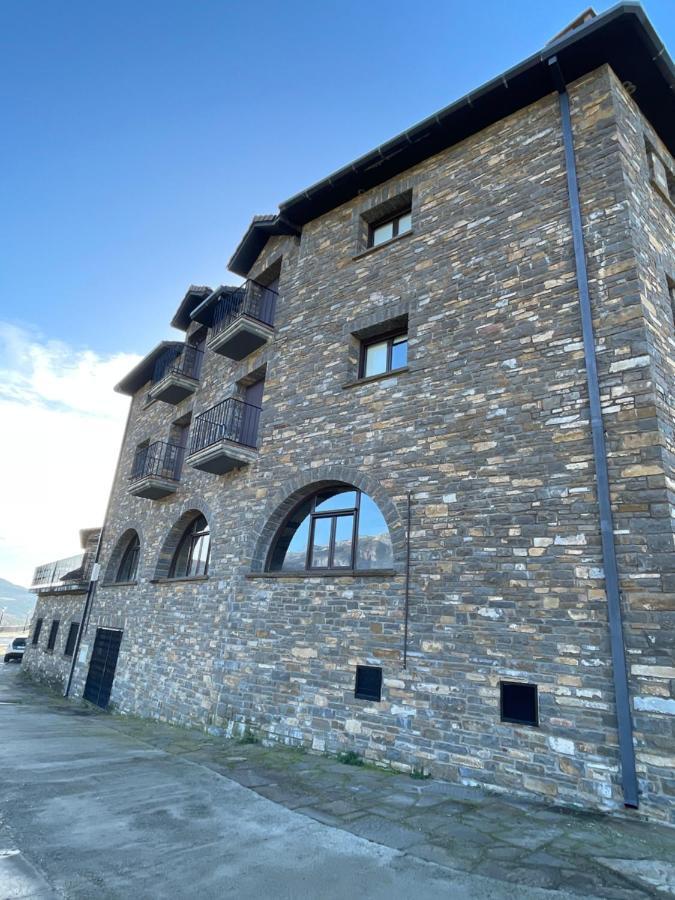 Apartamentos Pirineos Ordesa El Pueyo de Araguás المظهر الخارجي الصورة