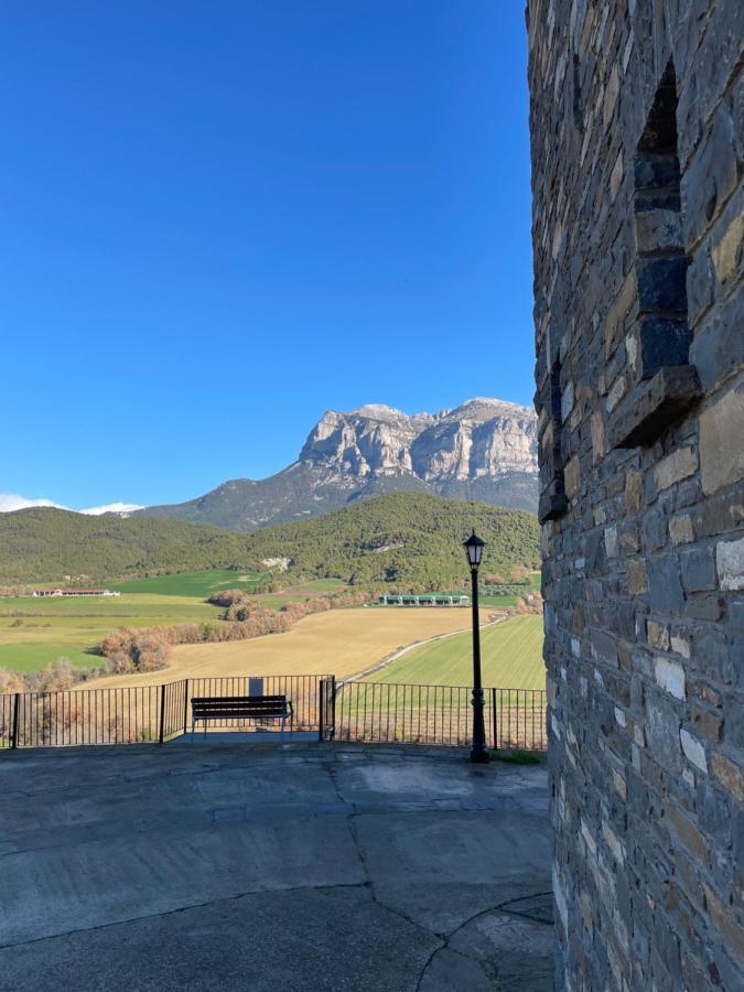 Apartamentos Pirineos Ordesa El Pueyo de Araguás المظهر الخارجي الصورة