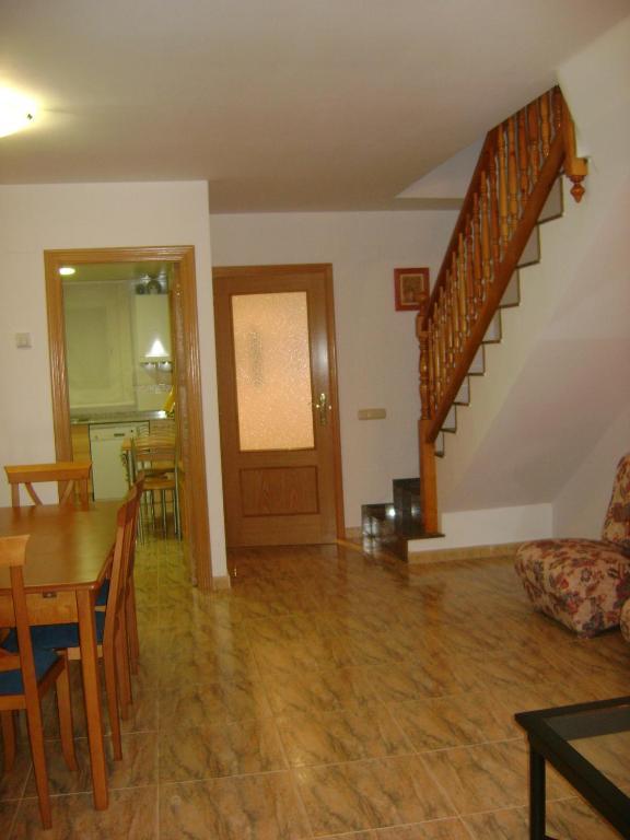 Apartamentos Pirineos Ordesa El Pueyo de Araguás الغرفة الصورة